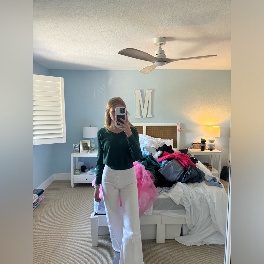 Elegant Green Sweater for Women